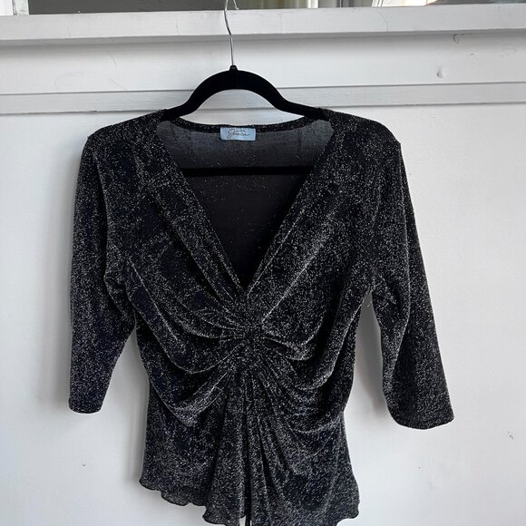 Cute top! metallic. - Picture 5 of 5